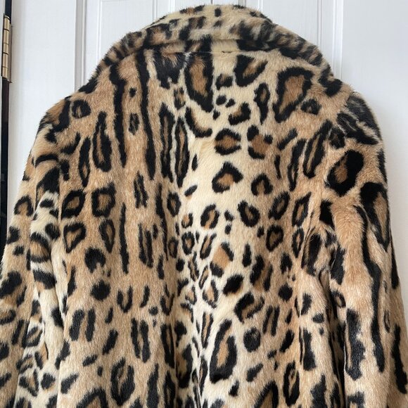 Apparis Faux Fur Leopard Coat - Picture 7 of 16